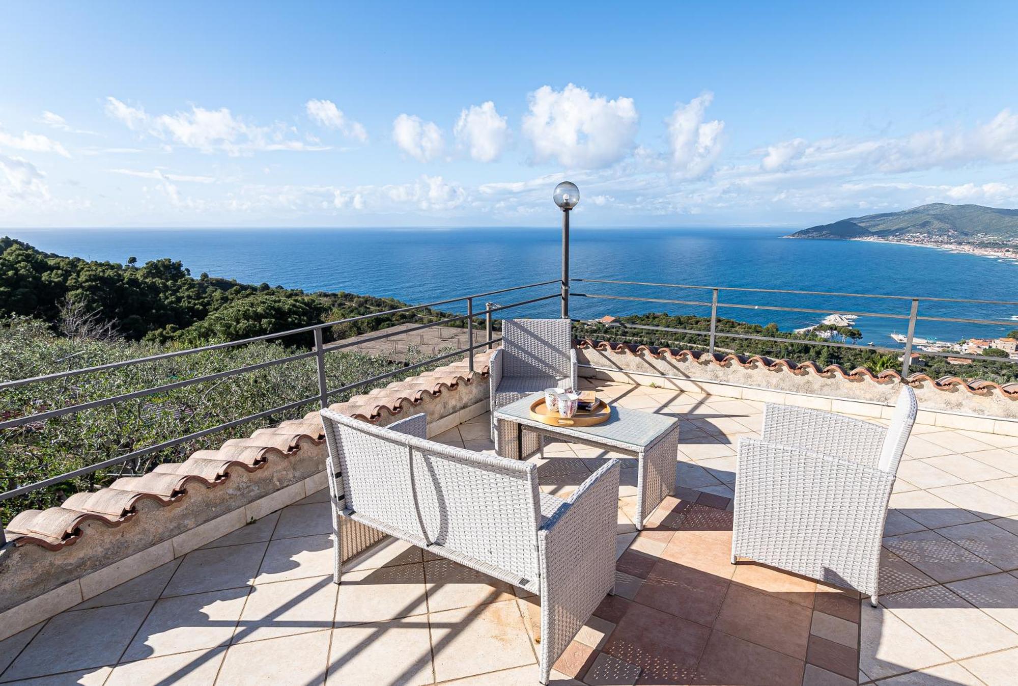 Bellezza In Cilento Panoramic Apts Castellabate Bagian luar foto