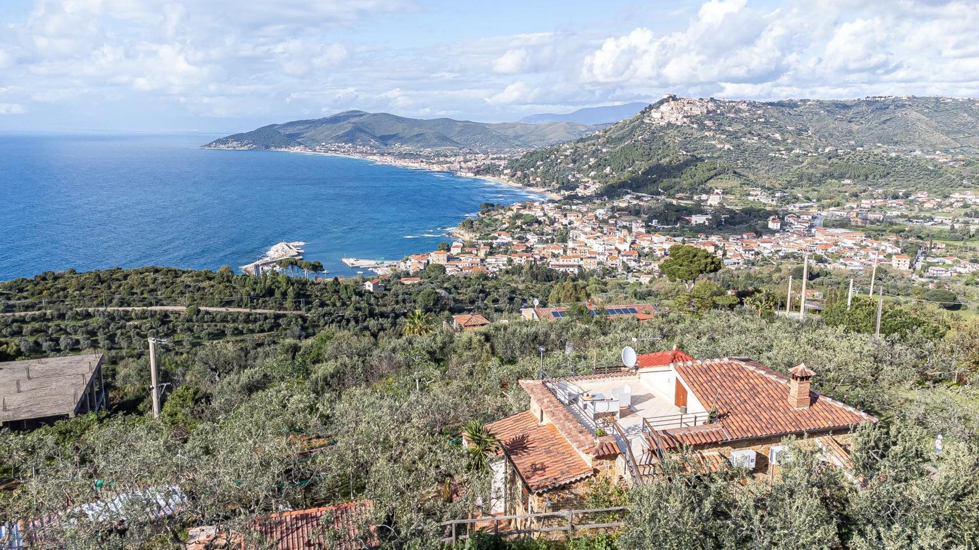 Bellezza In Cilento Panoramic Apts Castellabate Bagian luar foto